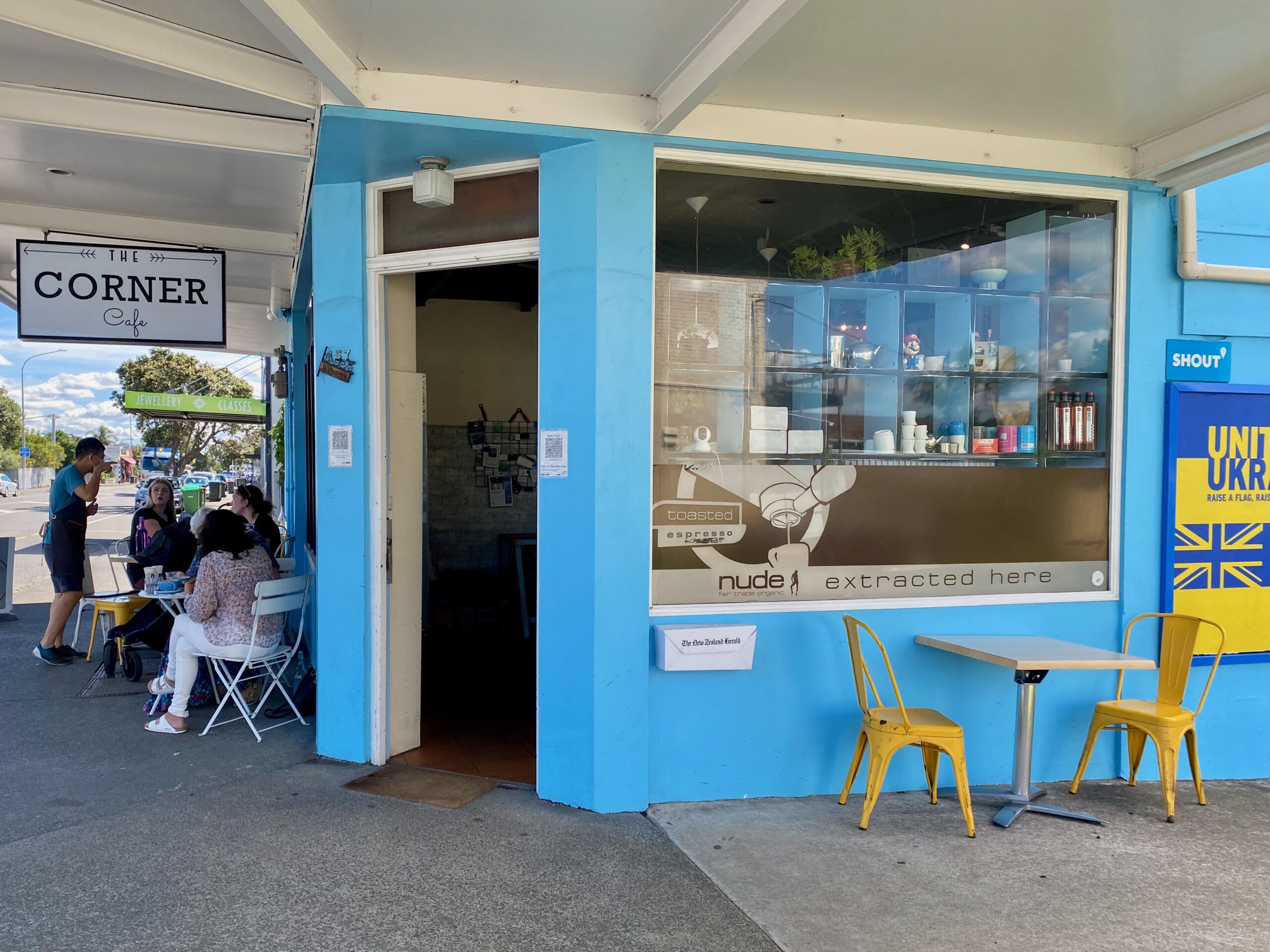 corner cafe - cafes in pt chev